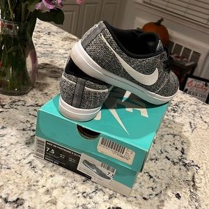 Nike Ulta sneakers